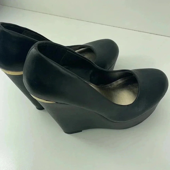 GLO Heels - Picture 7 of 8